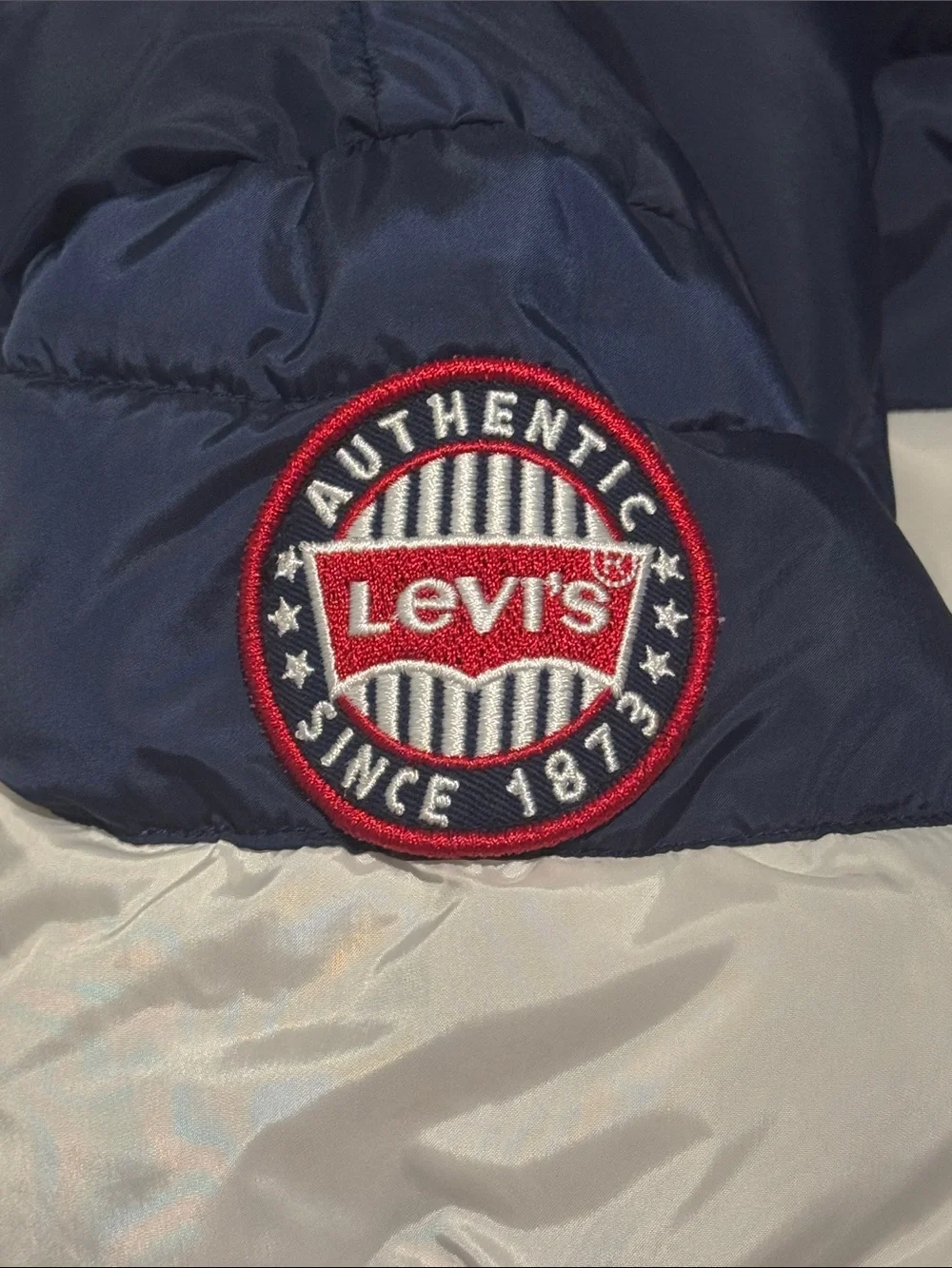 Levi's Red White Blue Puffer Winter Coat size 6/7 Boys Youth Water Resistant